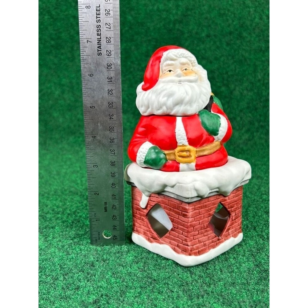 Montgomery Ward Porcelain Santa Potpourri Cooker With Candle Included Decoration - Picture 16 of 16